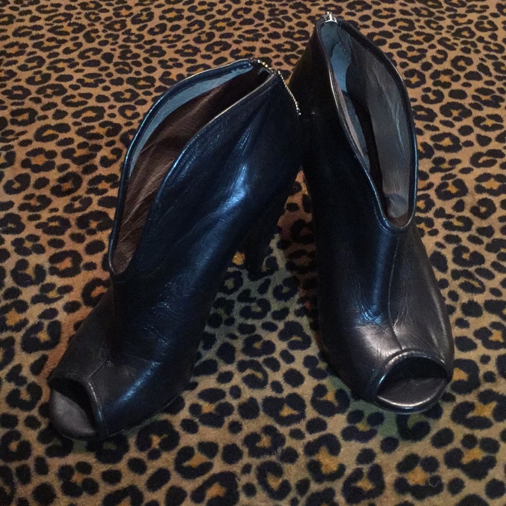 Vince Camuto Amber Black Napa Peep Toe Booties